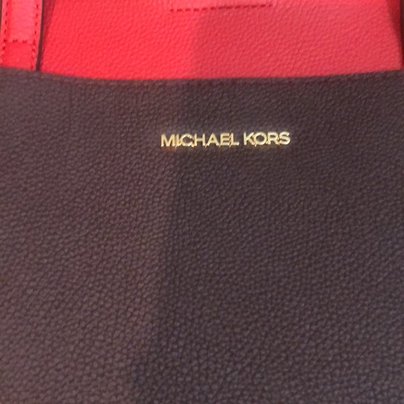 Michael kors red Gemma tote NWT - Picture 11 of 11